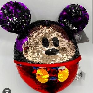 Brand New Disneyland Mickey Mouse Sequin Reversible Flip
